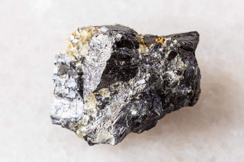  钨价持续攀升；供需失衡加剧；产业格局悄然重塑。 股票财经