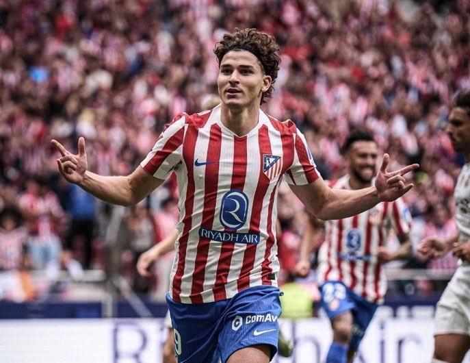  巴萨对小蜘蛛转会保持谨慎态度；记者透露费用的合理上限；市场变数仍需细致评估。 体育新闻