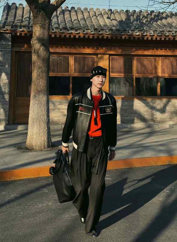  职场男士的春季困局：七匹狼系列穿搭方案真的有效吗？ 手机评测