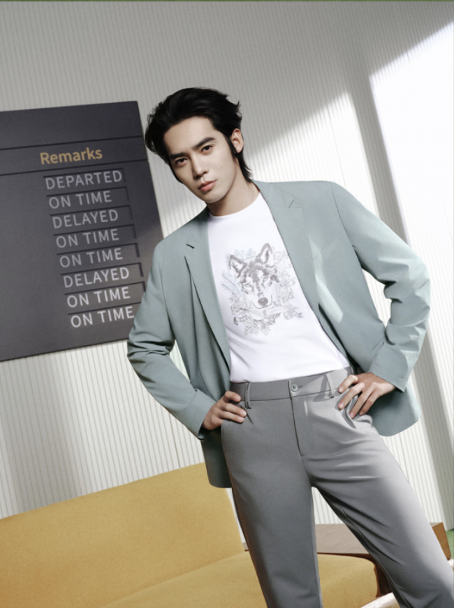  职场男士的春季困局：七匹狼系列穿搭方案真的有效吗？ 手机评测