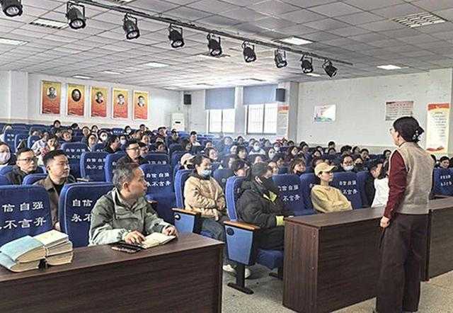  【深度拆解】智慧父母的底层逻辑：95%肯定与5%批评的科学配比 教育招生