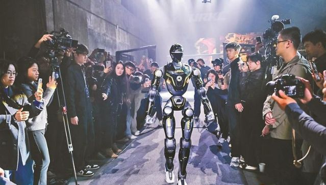  当团圆遇见世界：深圳机场里的春节故事，每一帧都是跨越山海的思念 新闻