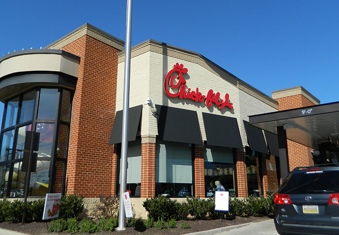  【深度拆解】Chick-fil-A780万流量事件：企业社交媒体管控的底层逻辑与红线边界 新闻
